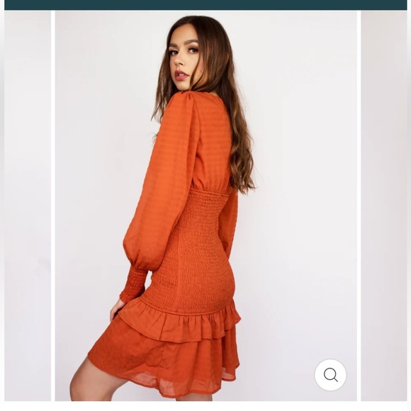 Storia rust color smocked bodycon dress size medium - Picture 3 of 15